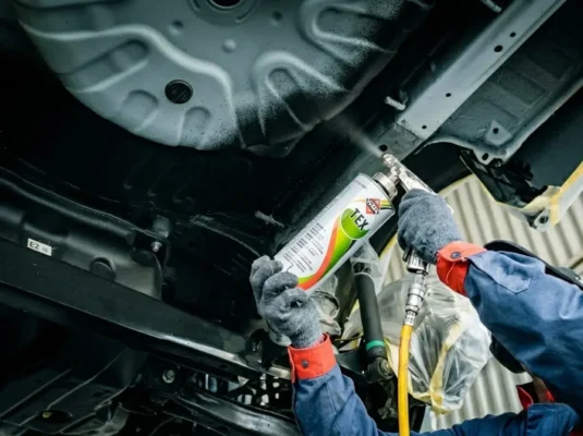 Phủ gầm chống ồn cho Mitsubishi Destinator